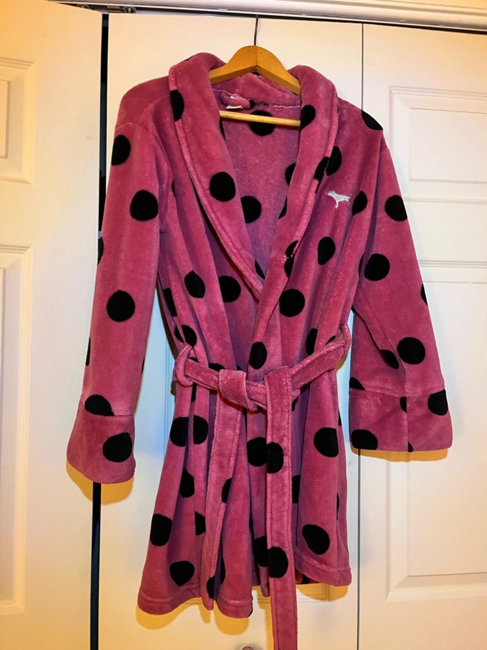 PINK Victoria's Secret Pink Plush Robe with Black Polka Dots